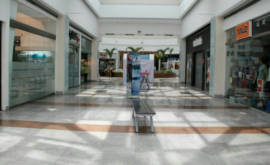 bomba_plaza_cancun3