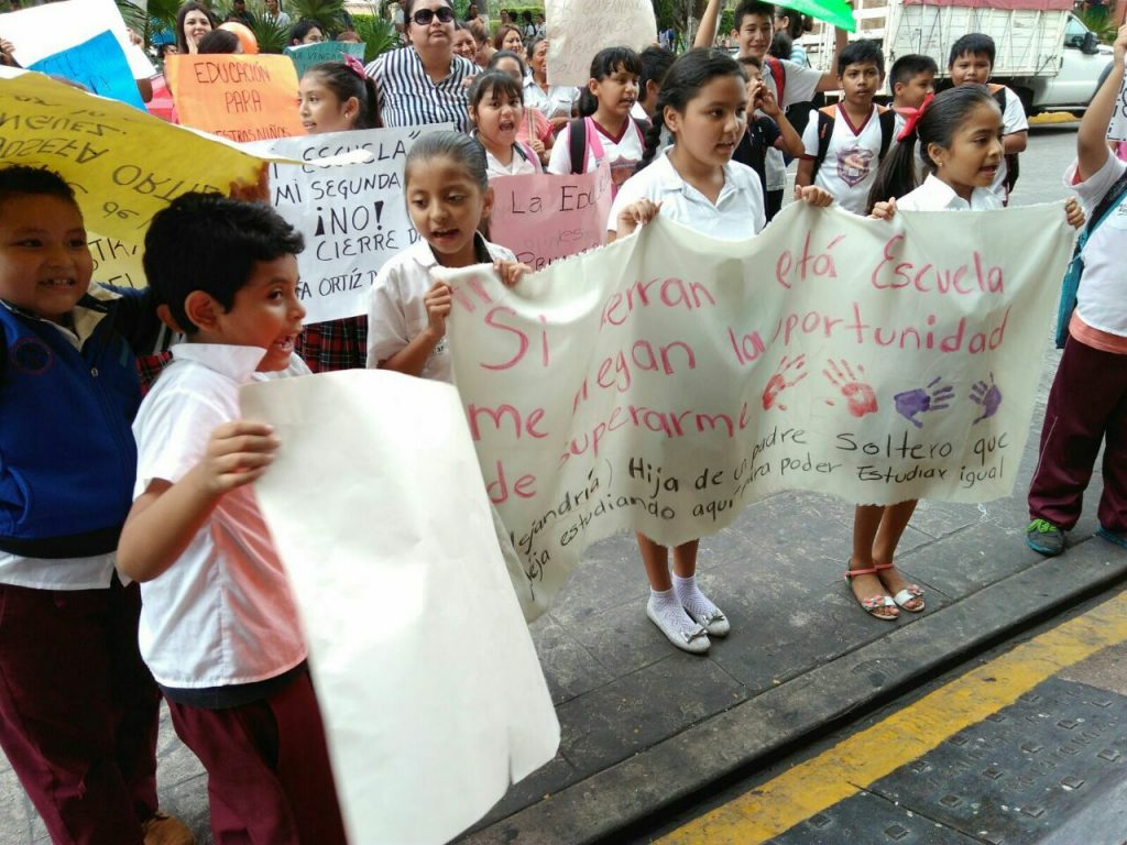 protesta_escuela2