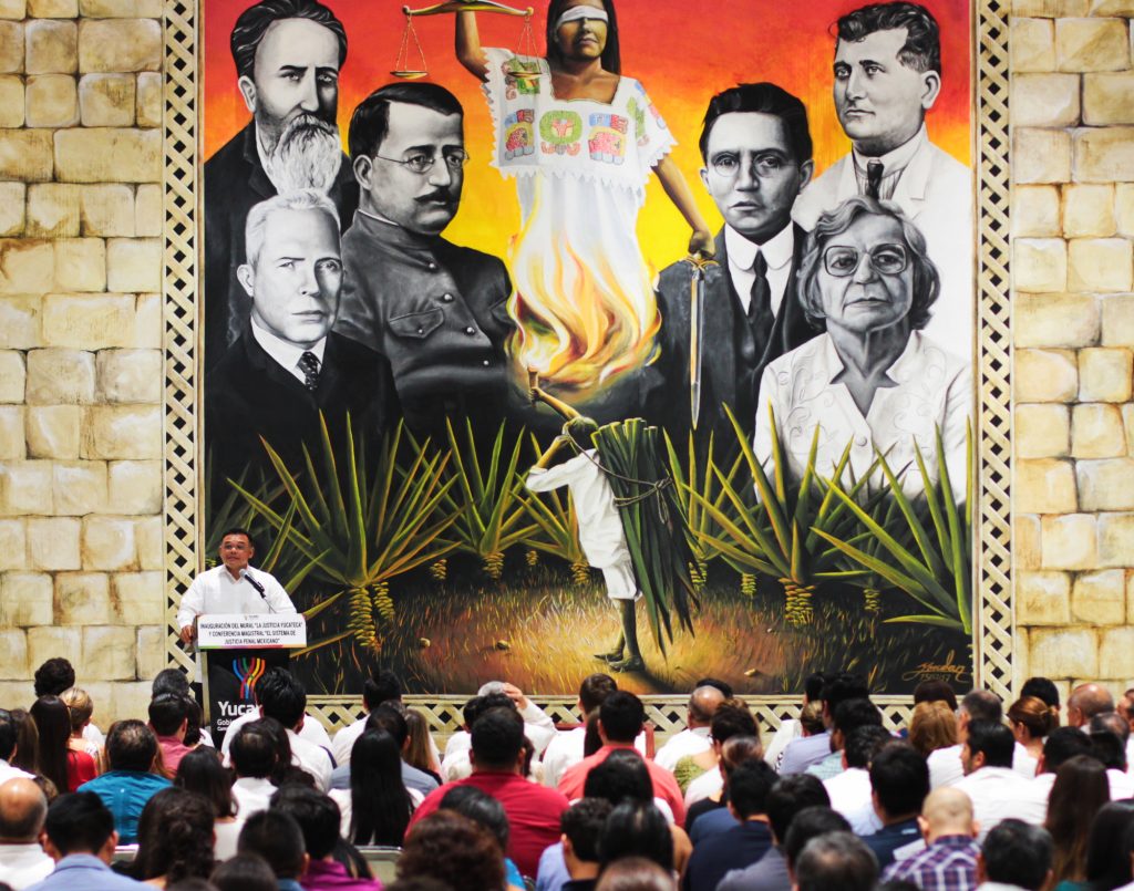 rolando zapata bello inauguracion mural la justicia yucateca