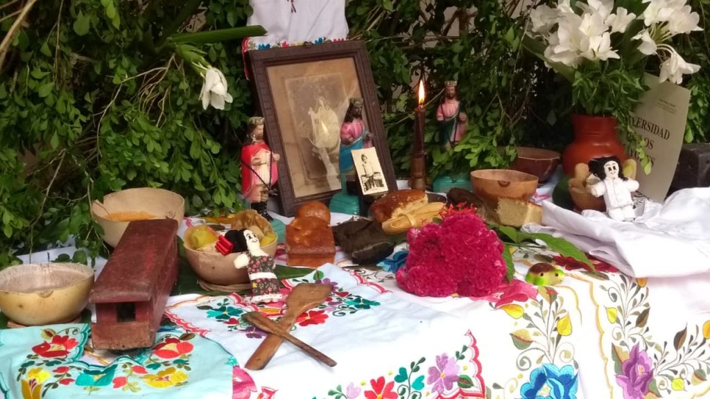 Altares De Muertos En Yucatán Memoria Y Tradición Lectormx 5062