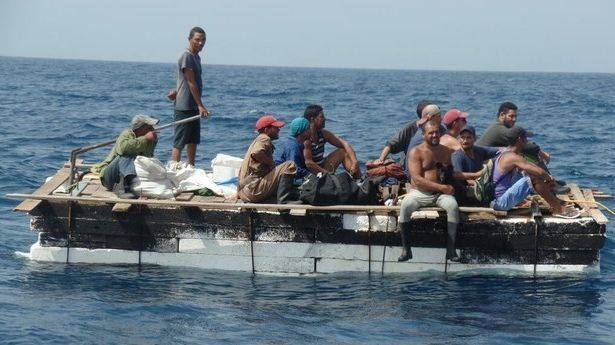 A tiro de piedra – Cubanos en Belice: la crisis migratoria que viene