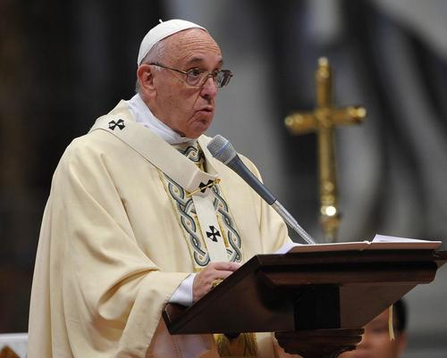 Reyes Magos nos llaman a dejar la mediocridad, dice el Papa