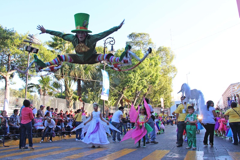 Cierre de calles por desfile infantil de Carnaval Mérida 2016