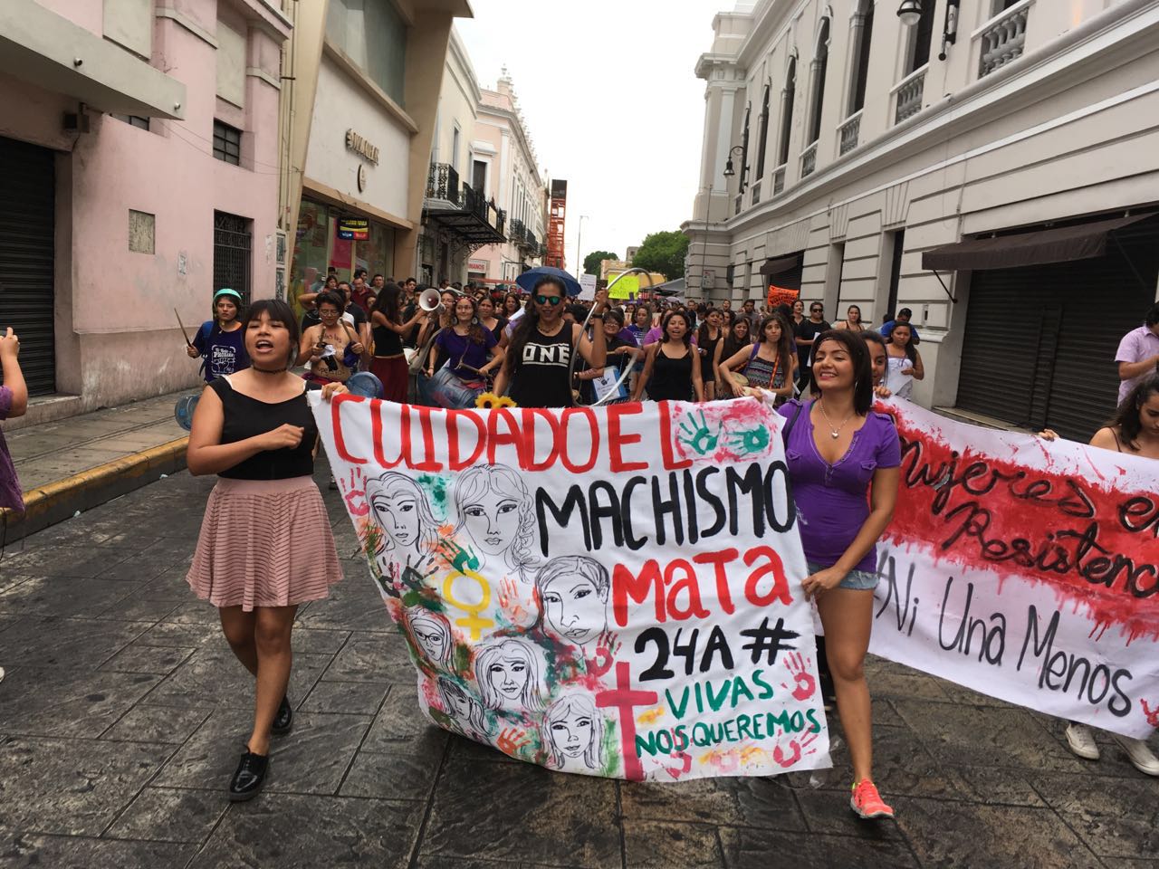 “¡Vivas nos queremos!”, reclaman feministas en Mérida