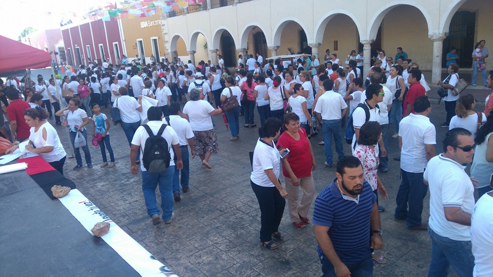 Moviliza a maestros presencia de Nuño Mayer en Yucatán