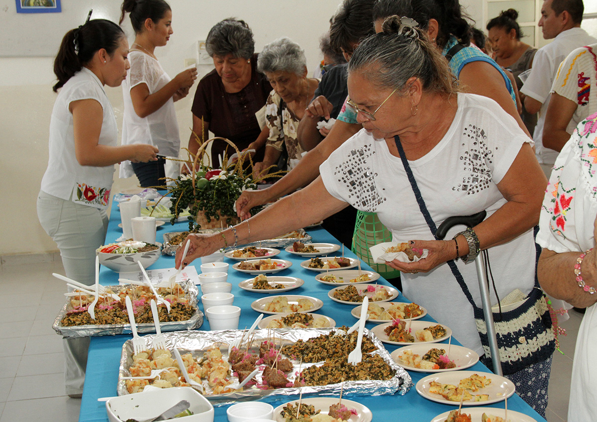 Abuelitas de Mérida desempolvan recetas tradicionales