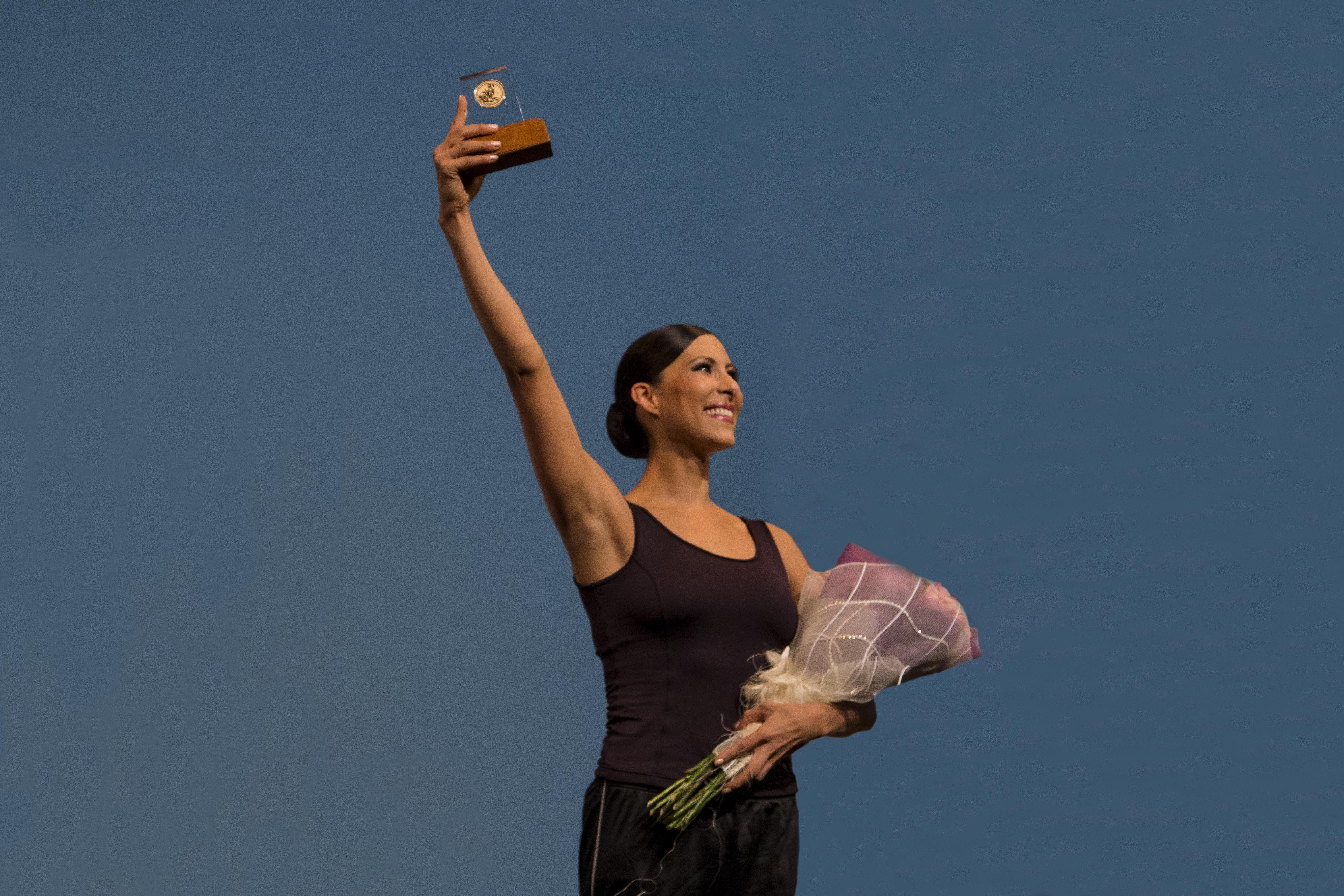 Deslumbra Elisa Carrillo en el Peón Contreras