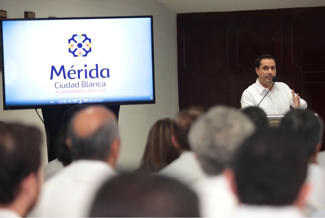 Aplica Mérida modelo en mejora regulatoria