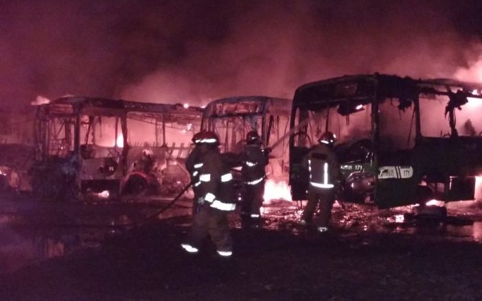 Ardieron 8 unidades del Transbus en Villahermosa