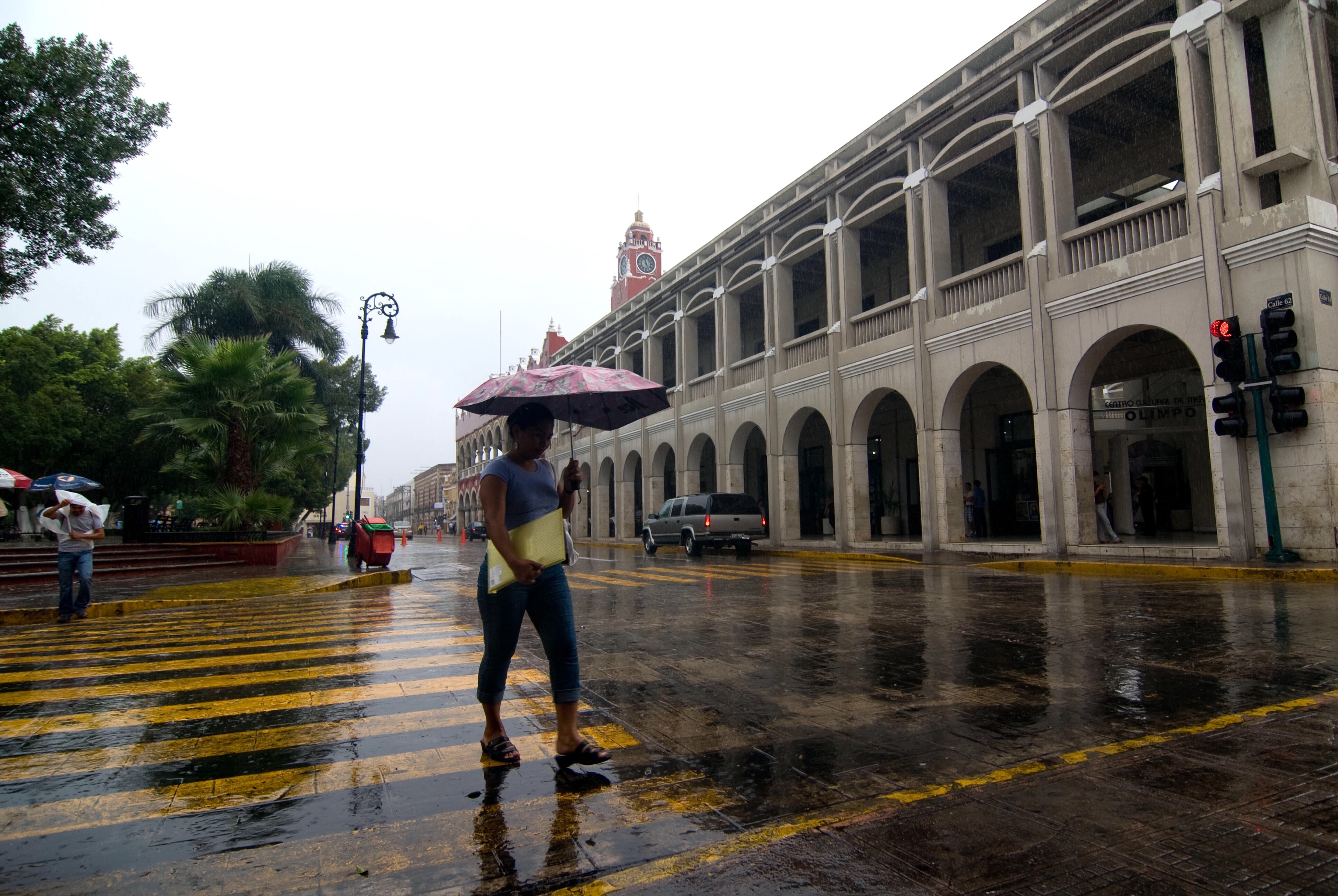 Fugaz ‘mal tiempo’ en Península de Yucatán