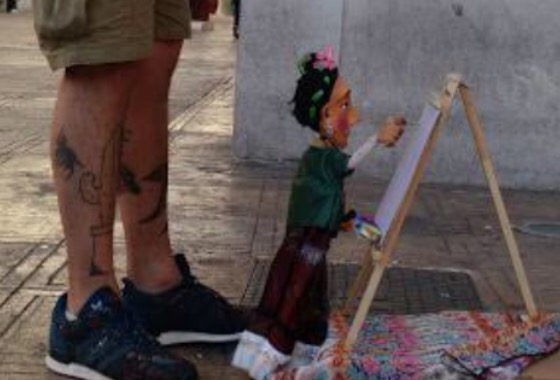 Recrean arte de Frida Kahlo en teatro guiñol﻿