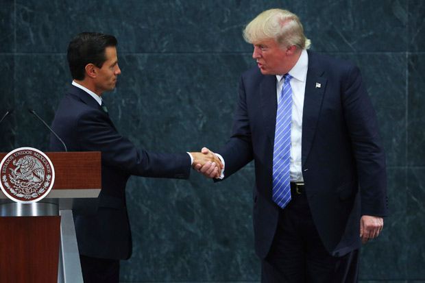 Trump amaga a México y a Peña