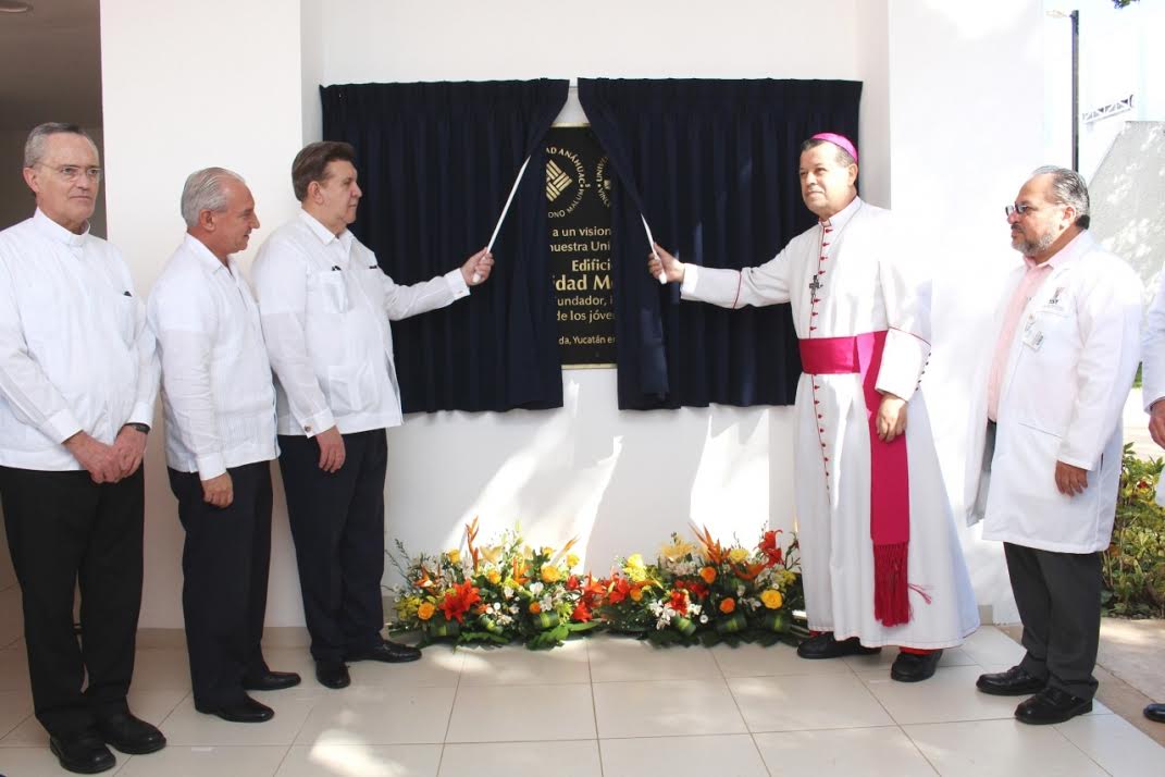 Universidad Anáhuac Mayab refuerza área de Salud