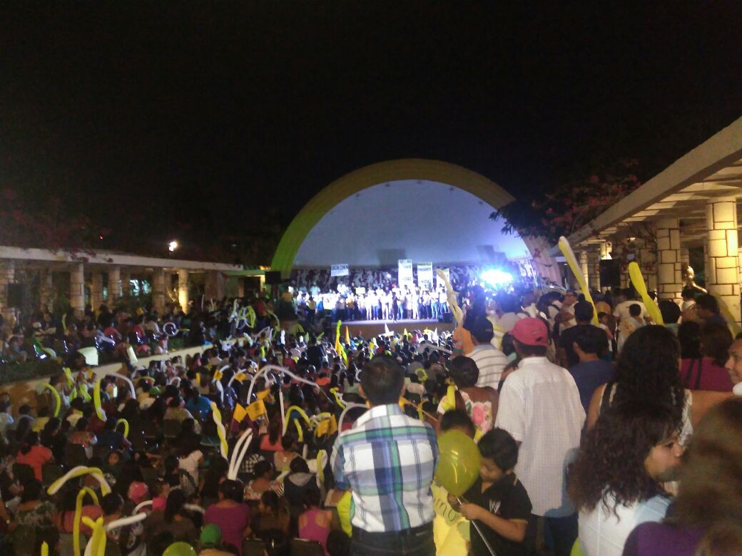 Con mitin cierra afiliación PRD-Yucatán
