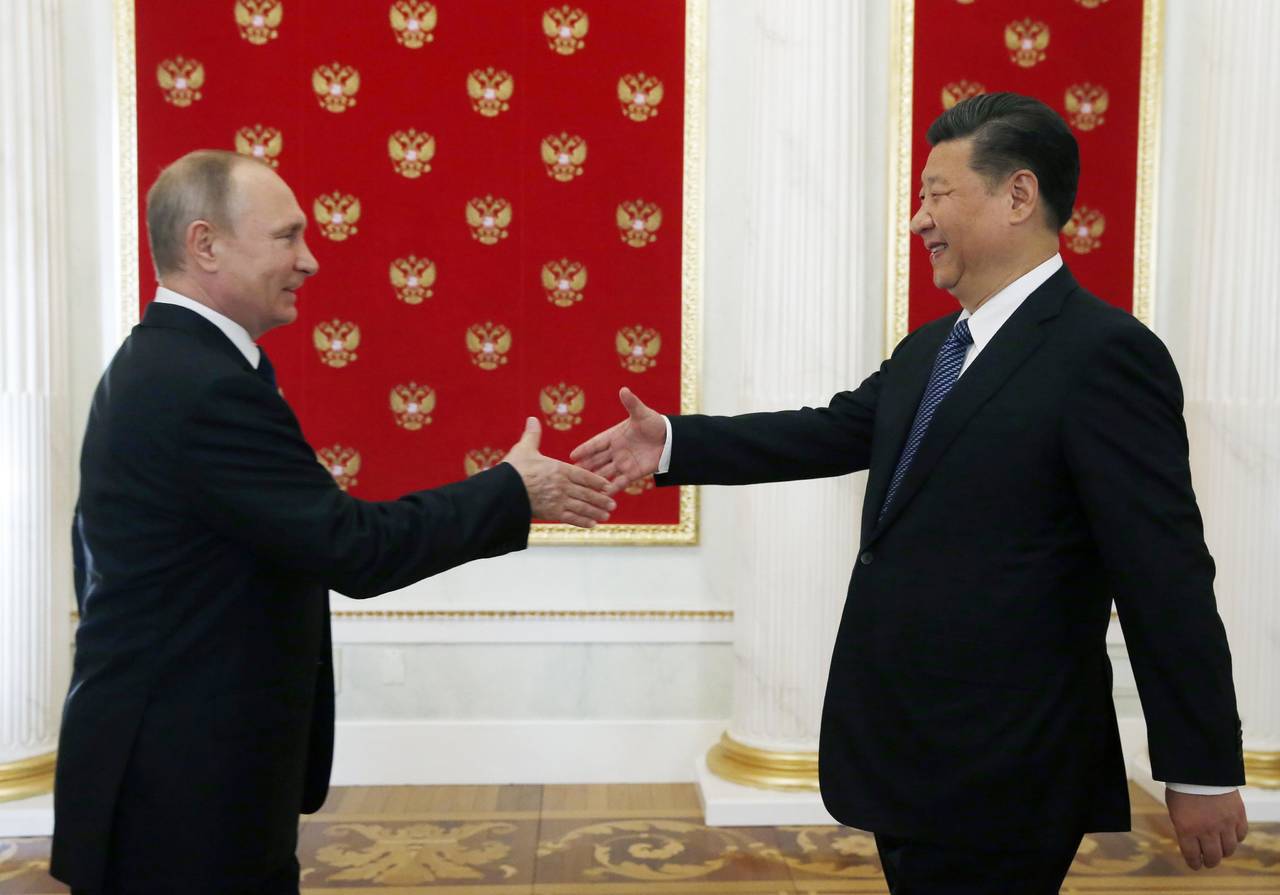 EU provoca a China y ésta se acerca a Rusia