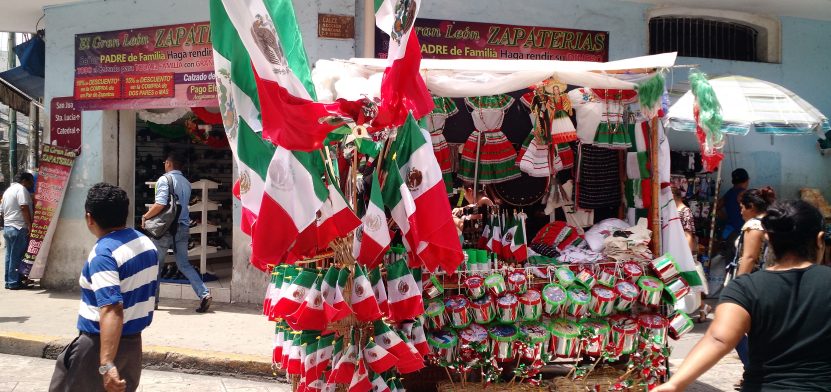 Restringen en Mérida venta de motivos patrios