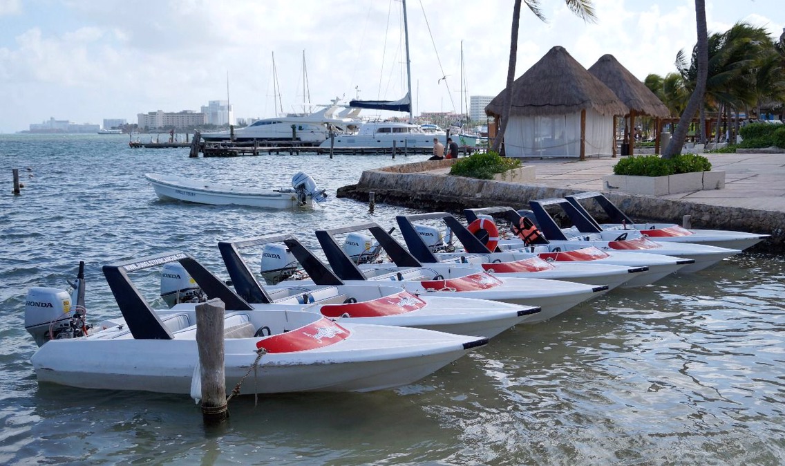 Lluvias afectan servicios náuticos en Cancún