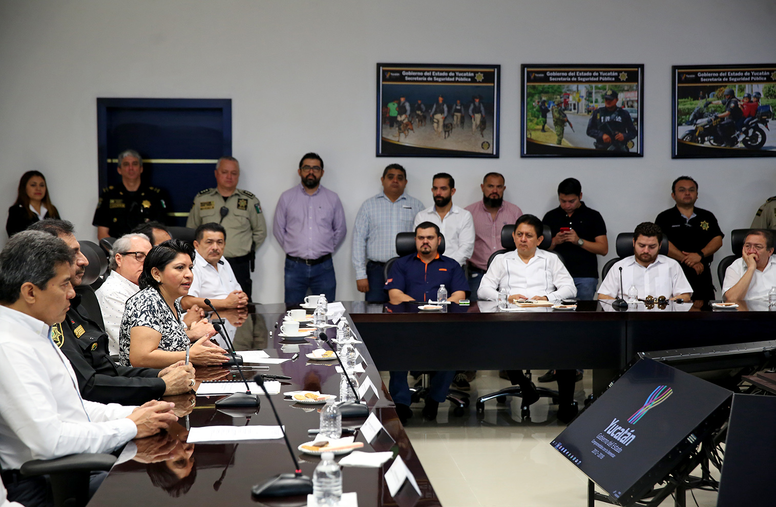 Grupo de empresas yucatecas adopta estrategia estatal de seguridad