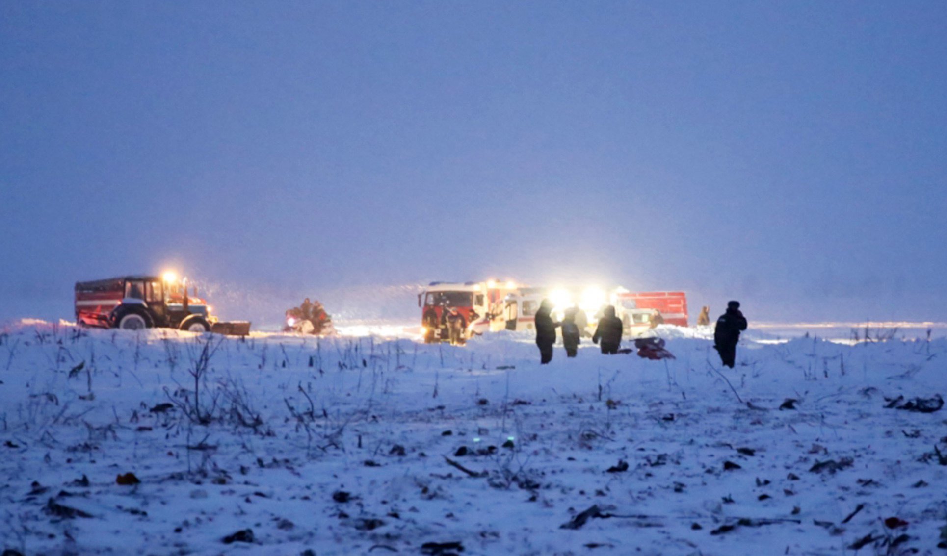 Mueren los 71 pasajeros de avión que se estrelló en Rusia, confirman autoridades