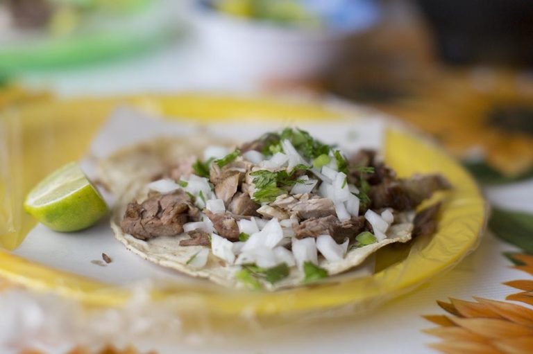Preparadores de comida rápida suman 1.6 millones de mexicanos