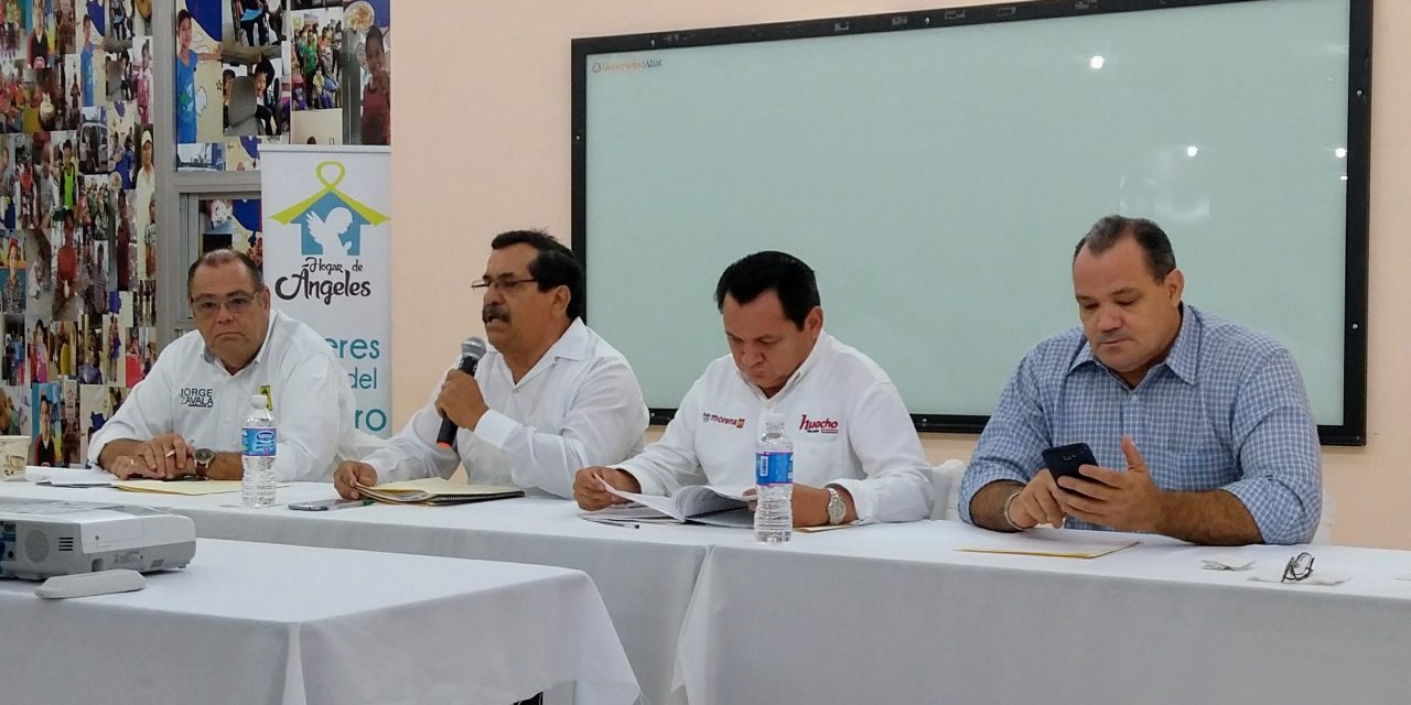 Callan en foro de Yucatán a un agrónomo que habló ‘mal’ de Sahuí (video)