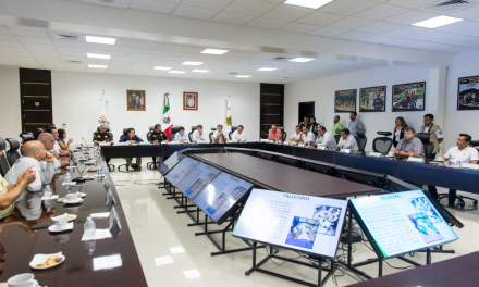 Evalúan seguridad Gobierno Yucatán y líderes empresariales