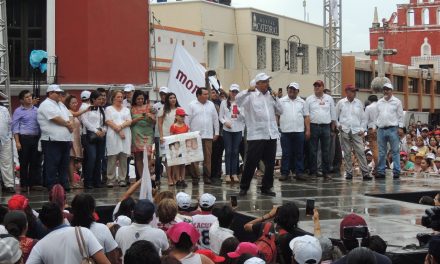 Dan triunfo a López Obrador