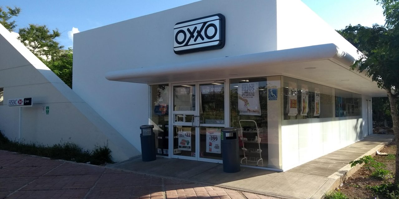 Ya abrió un Oxxo dentro de la Uady y… no, no vende cerveza (fotos)