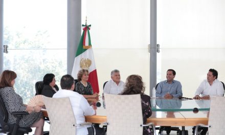 Se reúne Vila con magistrados del Tribunal Superior de Justicia de Yucatán