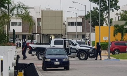 Sorpresivo cateo en vivienda residencial de Cancún