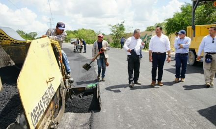Supervisa Renán Barrera construcción y rehabilitación de calles