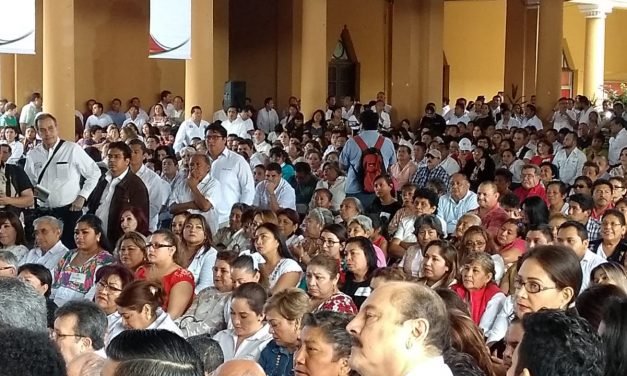 Zapata Bello recibe respaldo de priístas