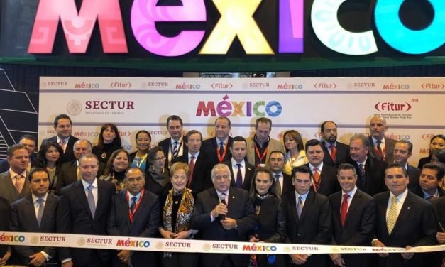 A Tiro de Piedra – Sectur, candil de la calle