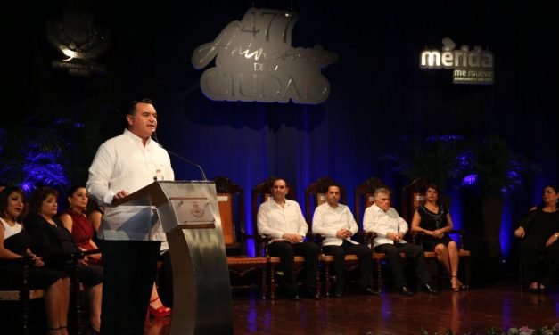 Sesión Solemne de Cabildo por los 477 años de Mérida