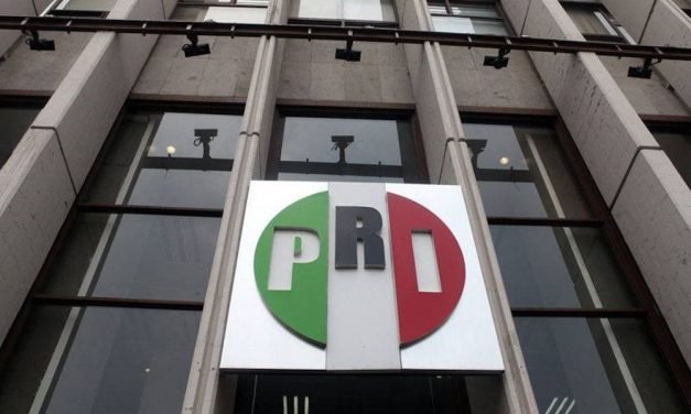 Mary Hadad Castillo renuncia al PRI de Quintana Roo