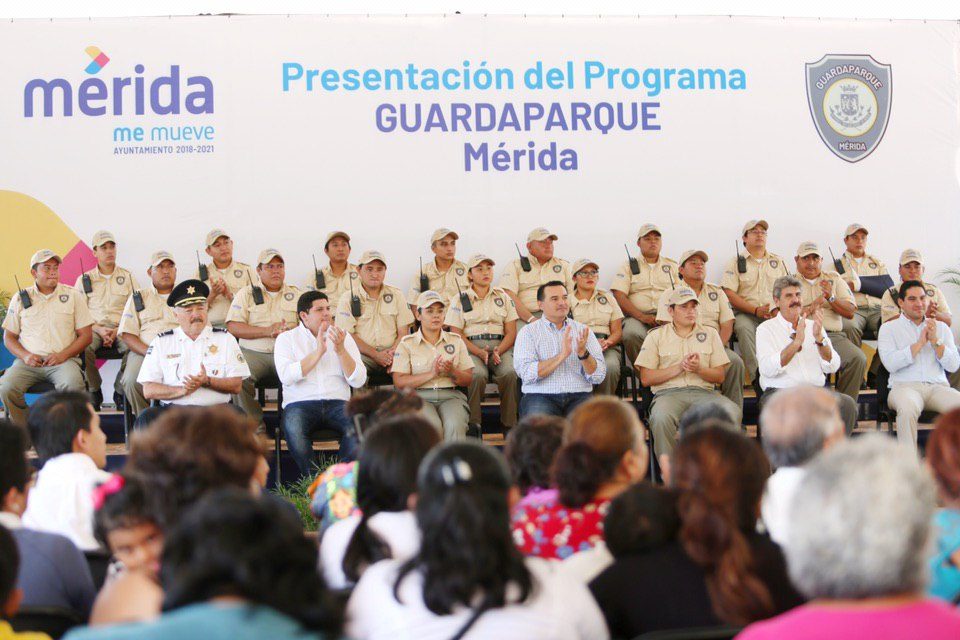 Renán Barrera y su programa de Guardaparques en Mérida