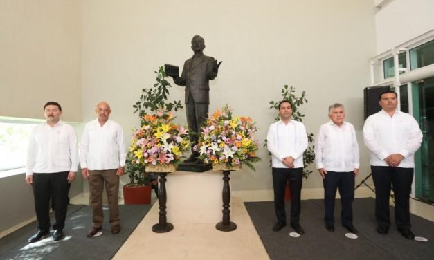 Gobernador Mauricio Vila Dosal participa en el 97 aniversario de la UADY