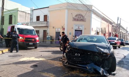 Nueve lesionados en accidente de combi de pasajeros ruta Ciudad Caucel