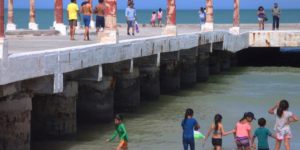 Festival de la Veda mueve turismo al puerto de Sisal