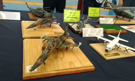 Historia de la Fuerza Aérea Mexicana con modelos a escala