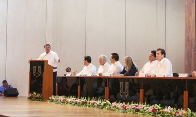 Comparte Renán Barrera agenda de Fundación del Empresariado