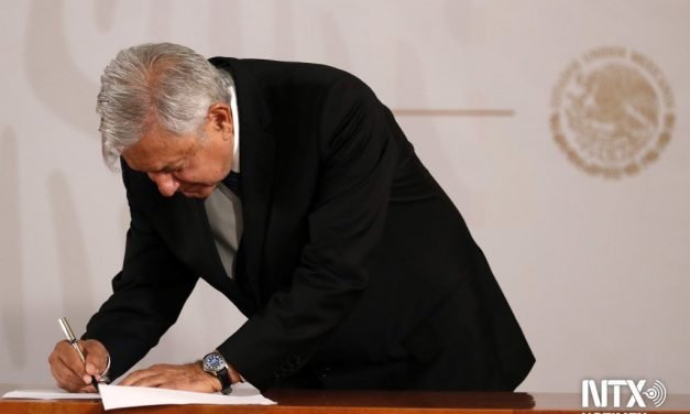 Compromiso firmado: AMLO no buscará reelección
