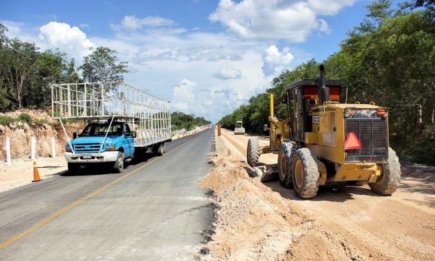 Continuará ampliación y modernización de carretera Mérida-Chetumal