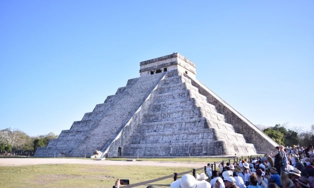 Experto avala alza de tarifas a extranjeros en Chichén Itzá (Vídeo)