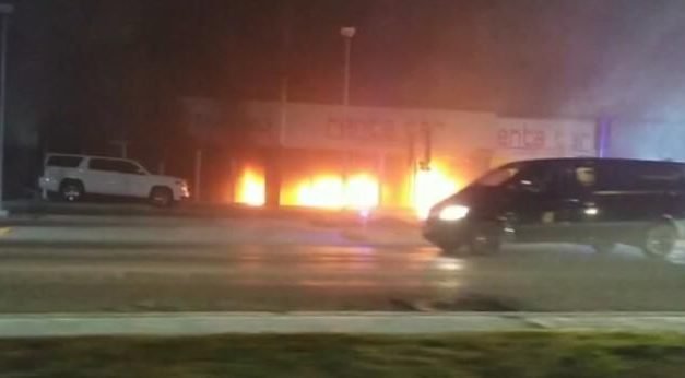‘Miedo y descontrol’, por ataque a rentadora de autos en Cancún