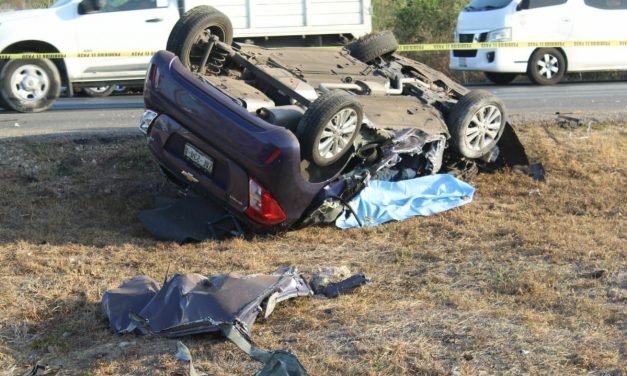 Ignora el cinturón de seguridad y muere en un Spark