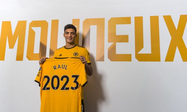 Wolverhampton compra a Raúl Jiménez en 40 millones