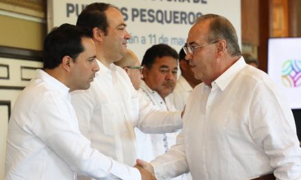 Presenta Vila paquete de inversiones para puertos yucatecos