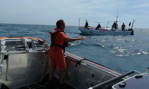 Rescatados pescadores a 92 kilómetros al norte de Puerto Progreso