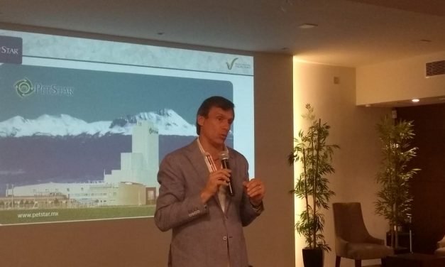 Plástico reemplaza a peces en mares y puede frenarlo el reciclaje